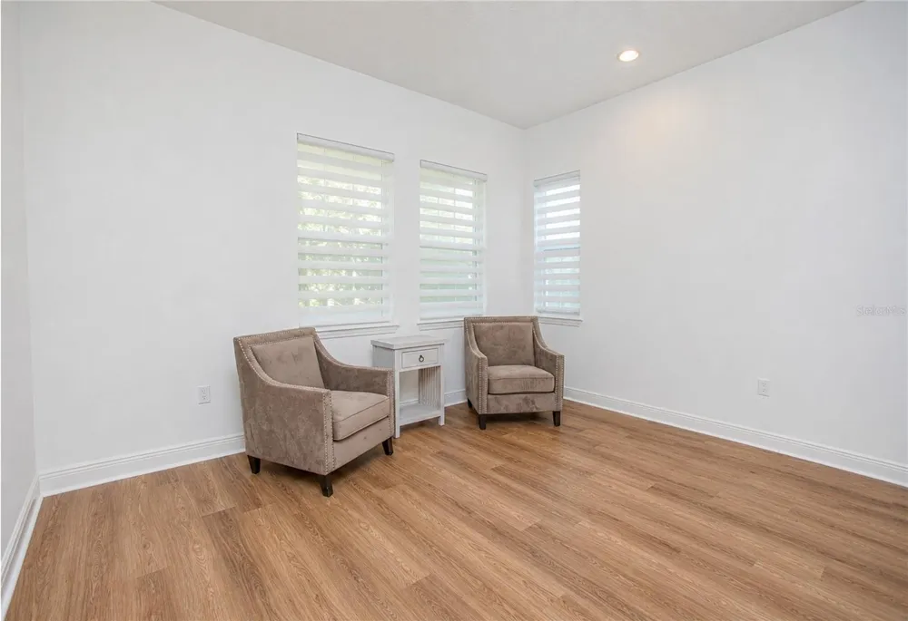 10133 PEEBLES STREET Orlando, FL 32827