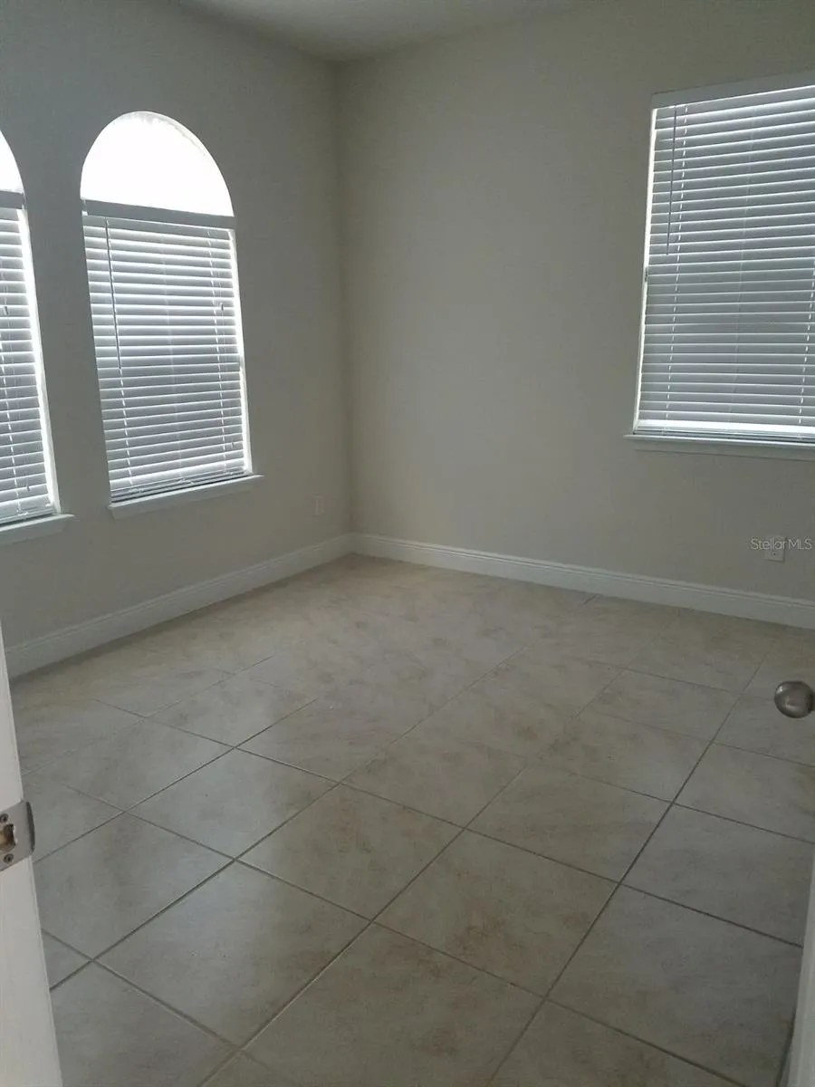 14638 TRAPPER  RD Orlando, FL 32837
