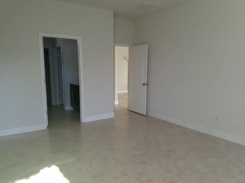 14638 TRAPPER  RD Orlando, FL 32837