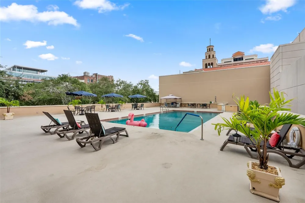 411 1ST AVENUE #713 St Petersburg, FL 33701