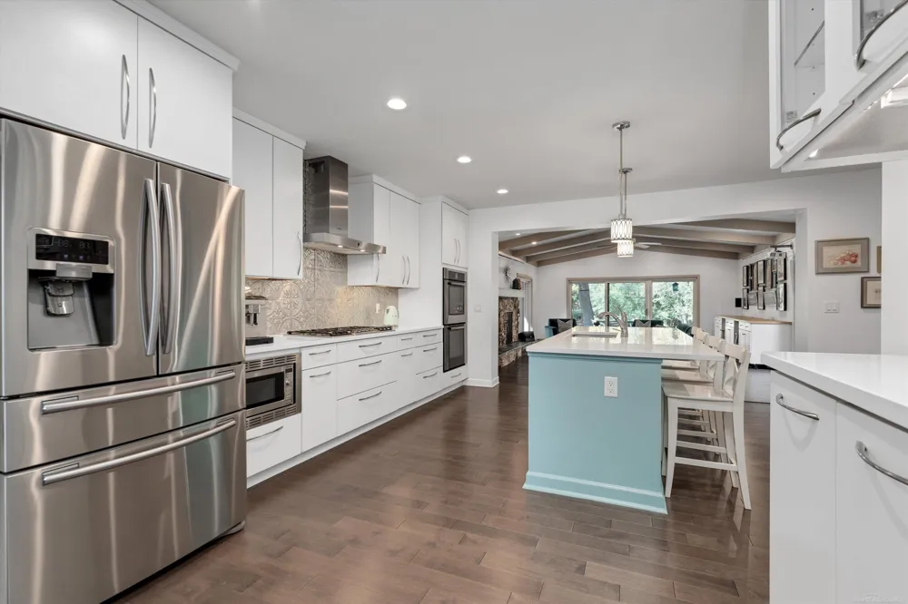 32205 Eastlady Drive Beverly Hills Village, MI 48025