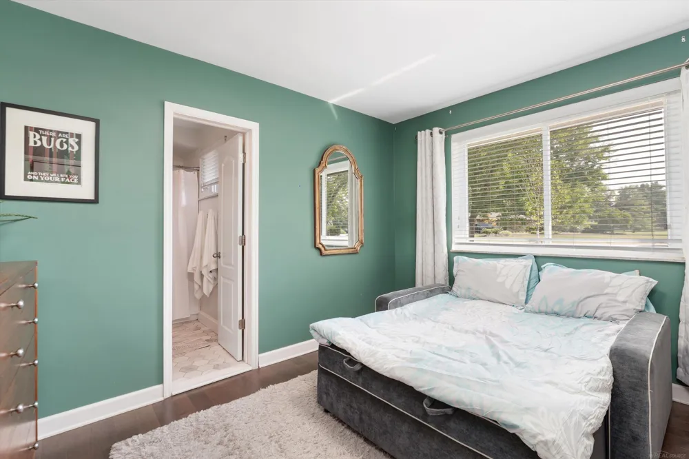 32205 Eastlady Drive Beverly Hills Village, MI 48025
