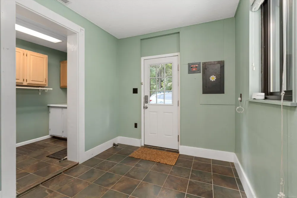 32205 Eastlady Drive Beverly Hills Village, MI 48025