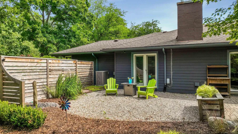 32205 Eastlady Drive Beverly Hills Village, MI 48025