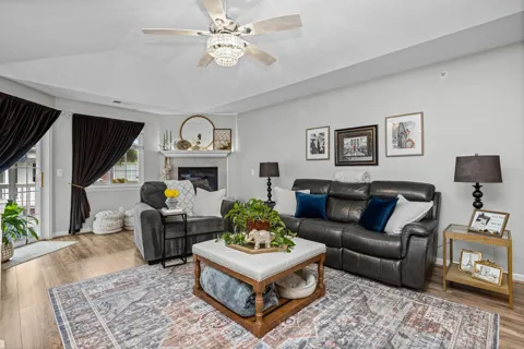 6817 Boulder Pointe Drive