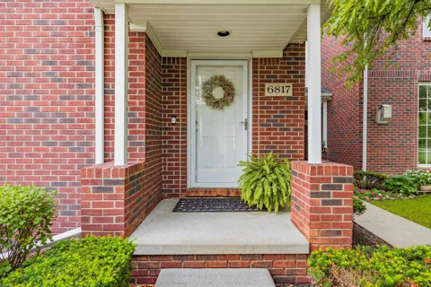 6817 Boulder Pointe Drive