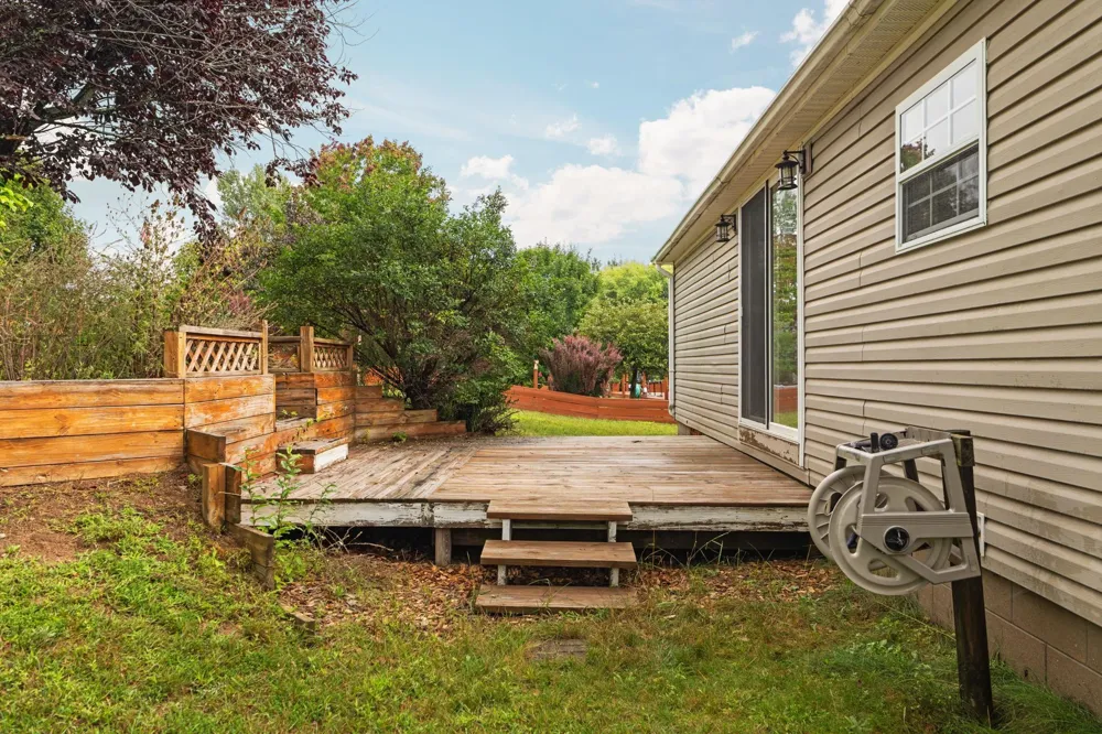 10810 S Orchard Way Elmwood Charter Township, MI 49684