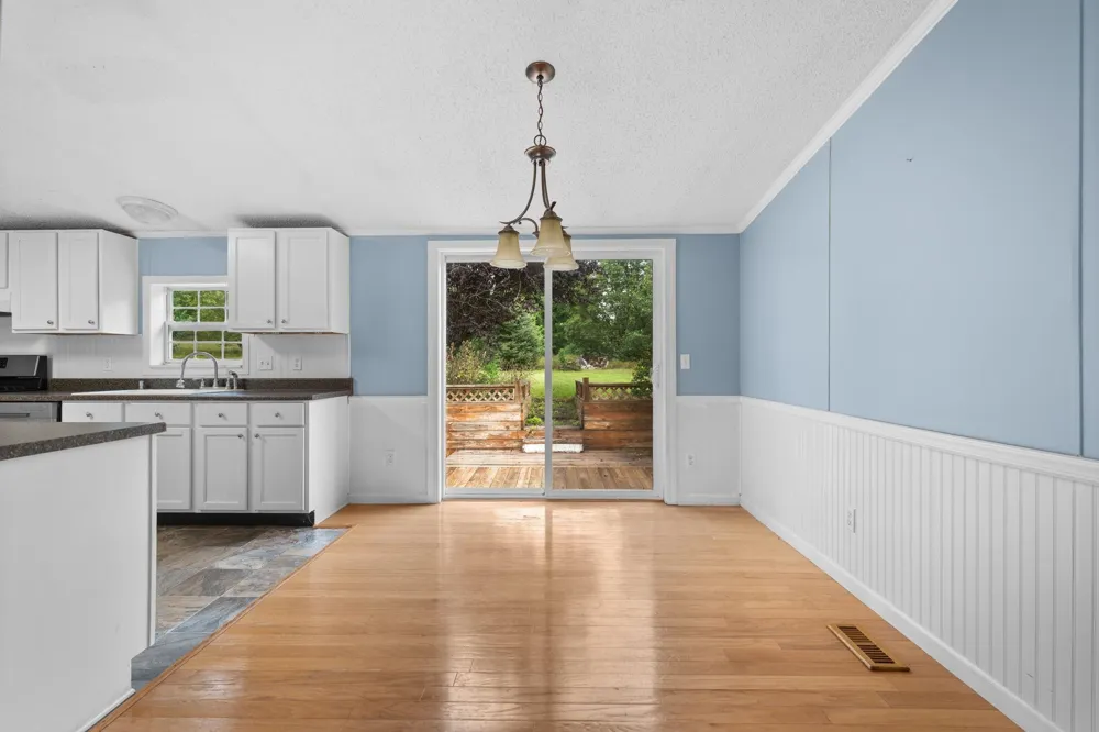 10810 S Orchard Way Elmwood Charter Township, MI 49684