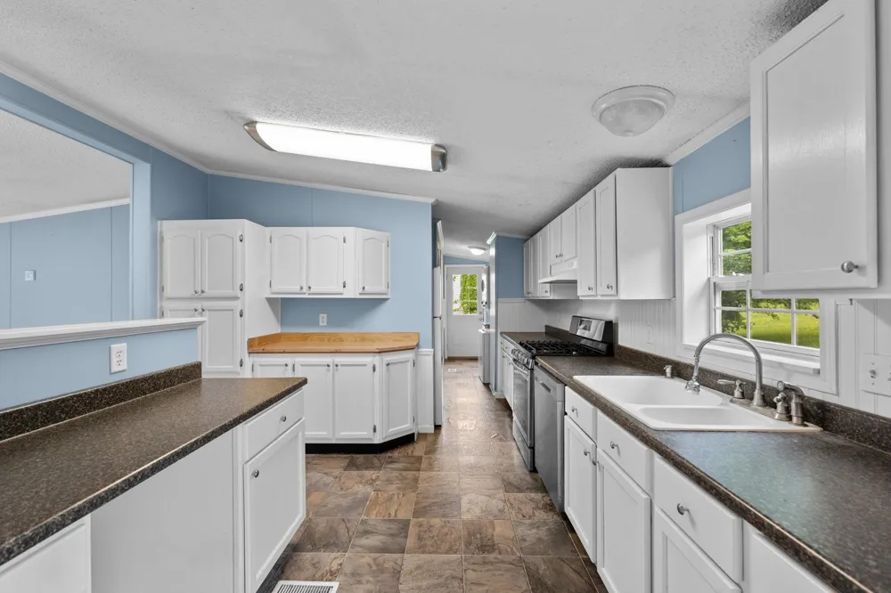 10810 S Orchard Way Elmwood Charter Township, MI 49684