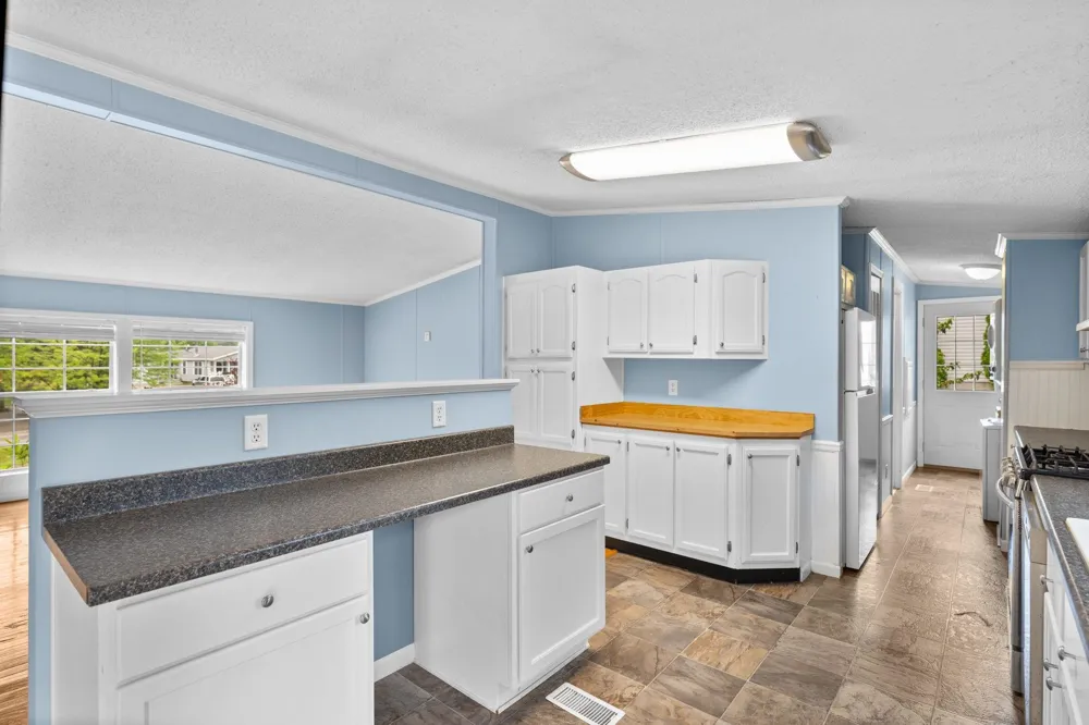 10810 S Orchard Way Elmwood Charter Township, MI 49684