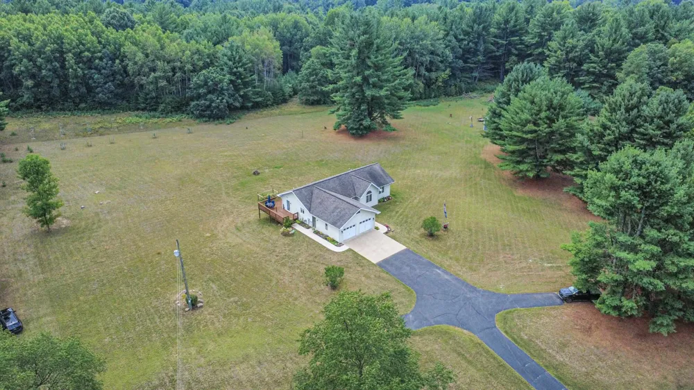 10859 W Blanchard Road Rolland Township, MI 49310