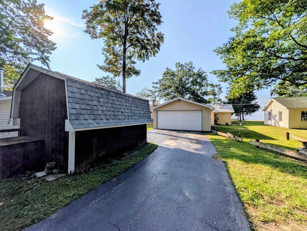 4092 E Michigan Avenue Sims Township, MI 48703
