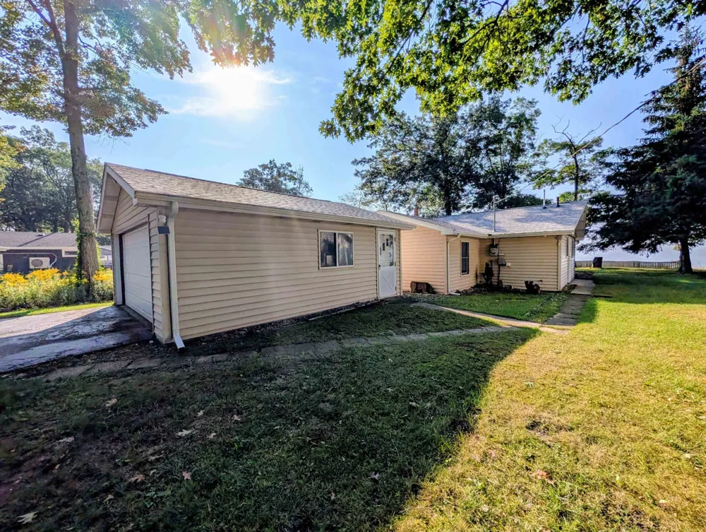 4092 E Michigan Avenue Sims Township, MI 48703