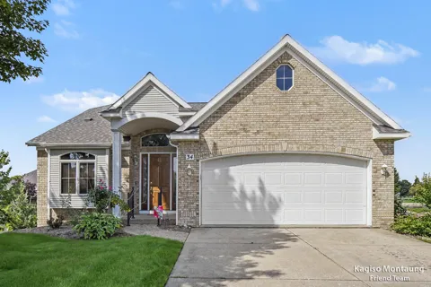 34 Regal Court