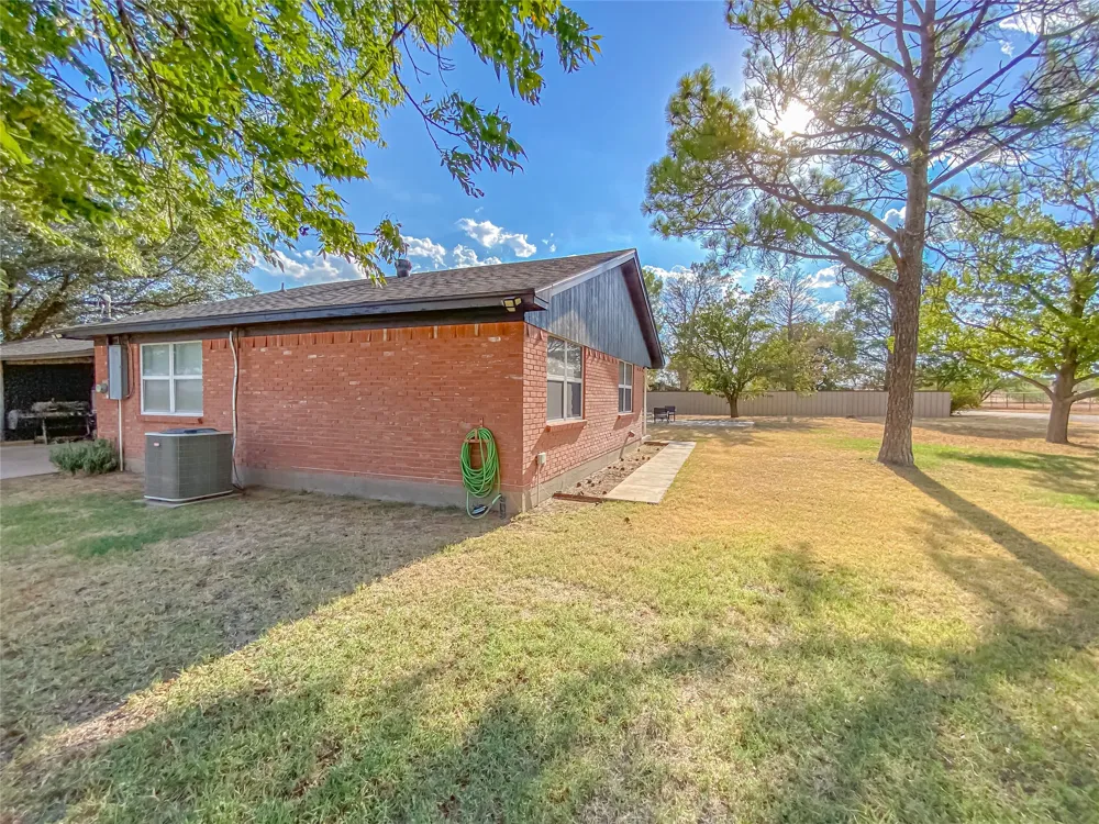 309 County Road 370 Sweetwater, TX 79556