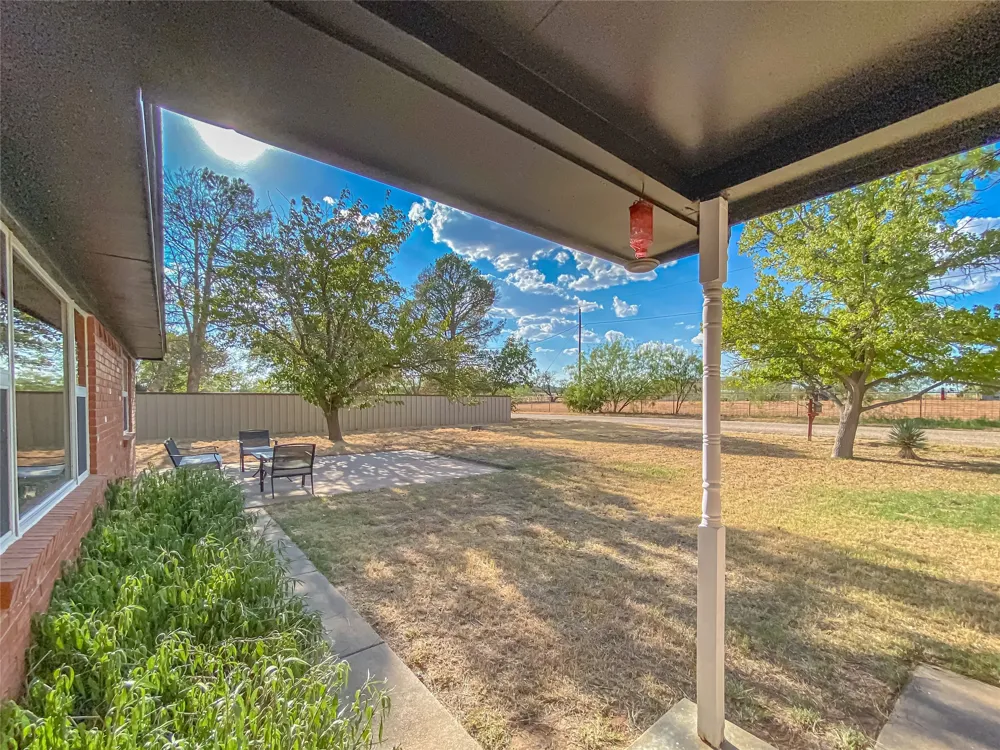309 County Road 370 Sweetwater, TX 79556