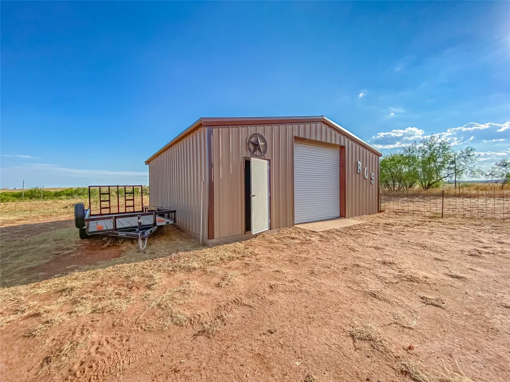 309 County Road 370 Sweetwater, TX 79556