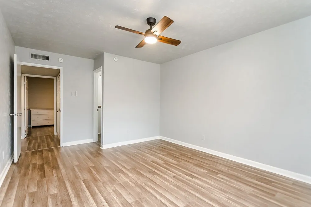 2633 Santa Anna Drive Grand Prairie, TX 75052