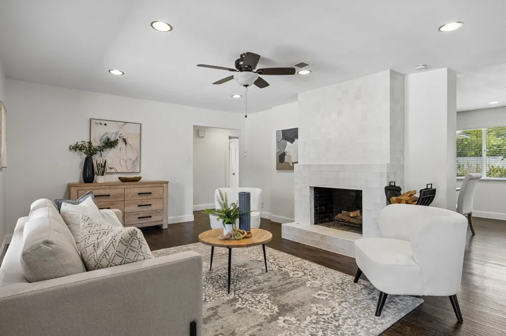 2329 Springhill Drive Dallas, TX 75228