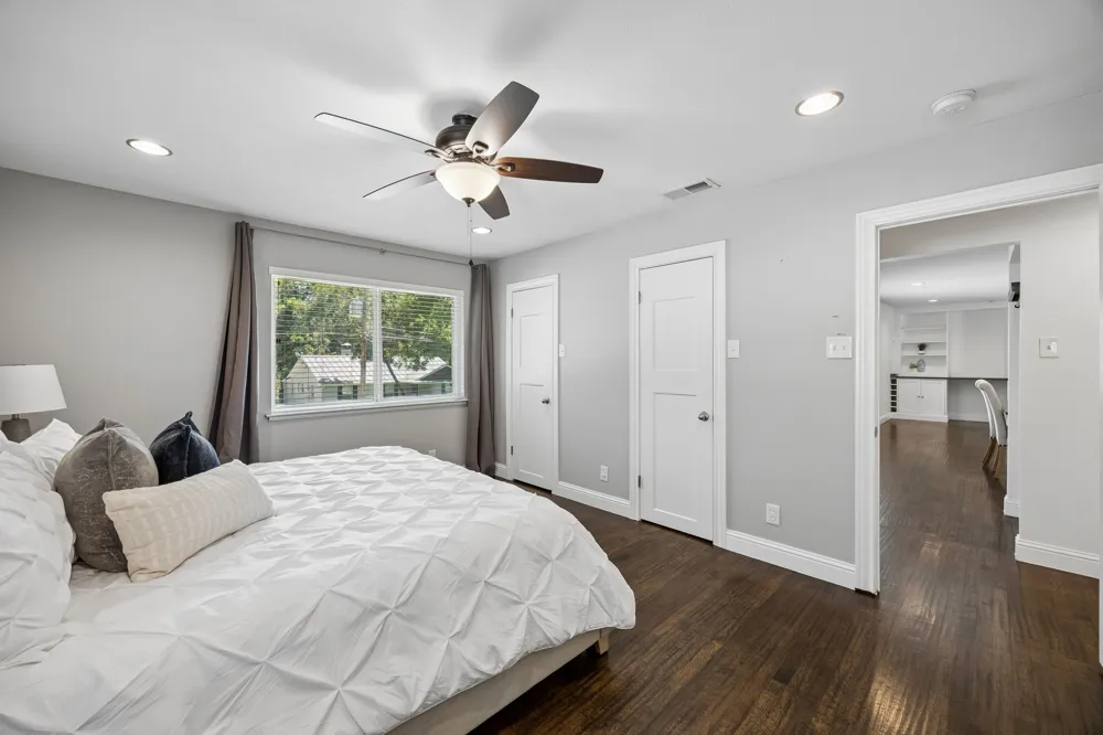 2329 Springhill Drive Dallas, TX 75228