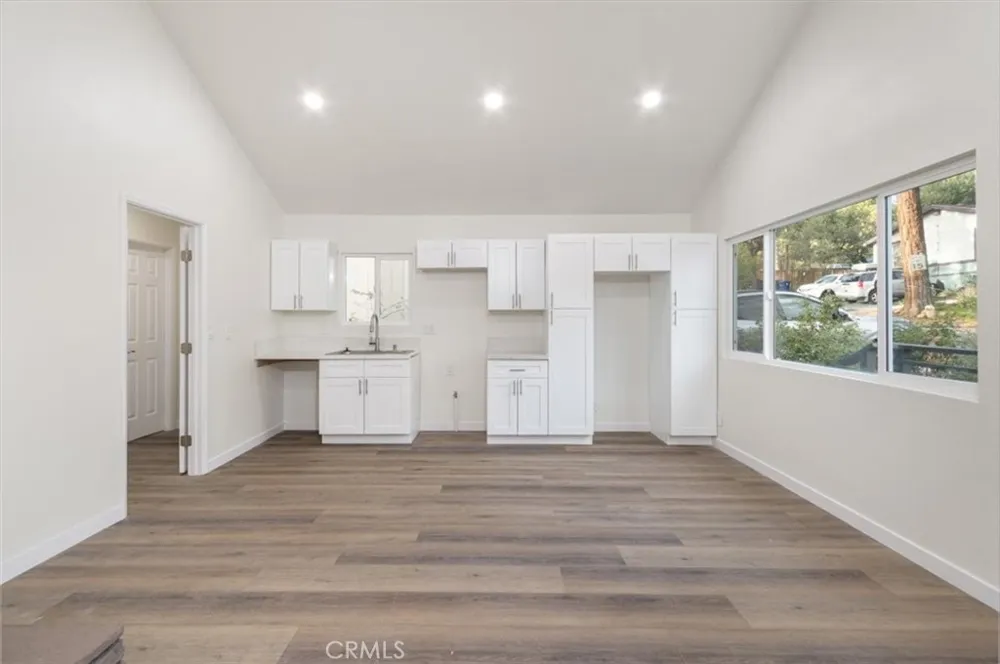 871 Maple Big Bear City, CA 92386
