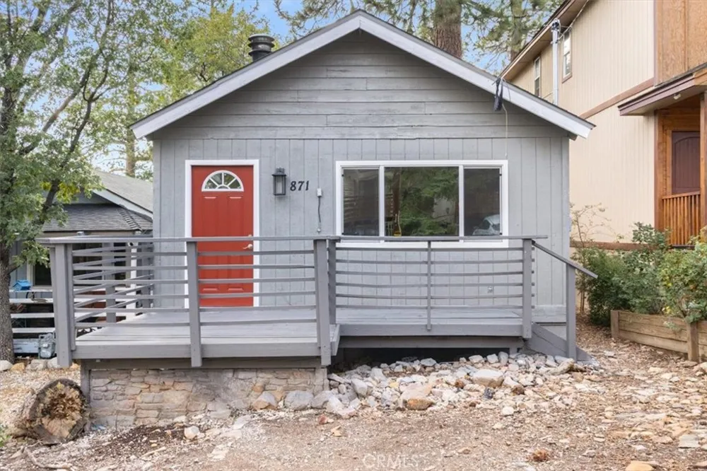 871 Maple Big Bear City, CA 92386