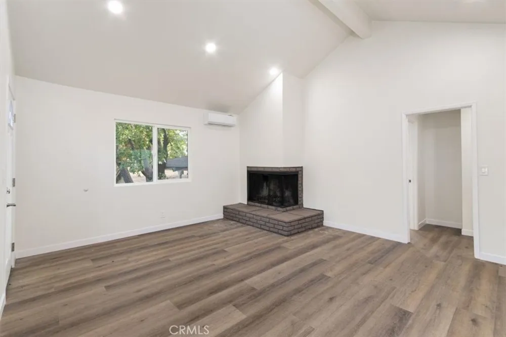 871 Maple Big Bear City, CA 92386