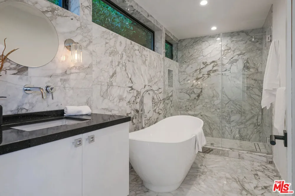 810 Orlando Avenue Los Angeles, CA 90069
