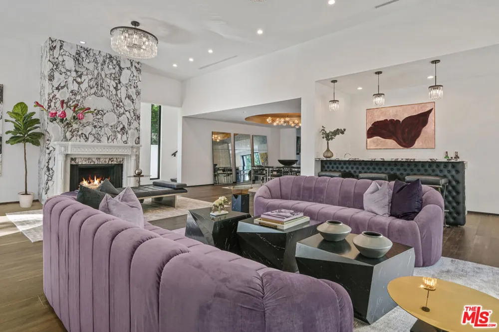 810 Orlando Avenue Los Angeles, CA 90069