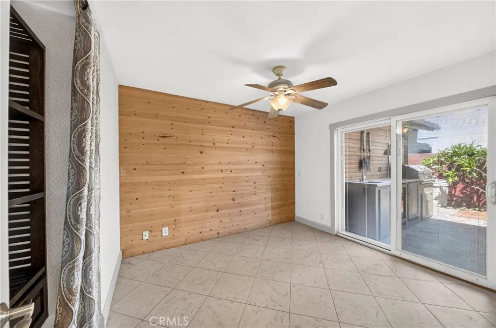 20042 Vintage Huntington Beach, CA 92646