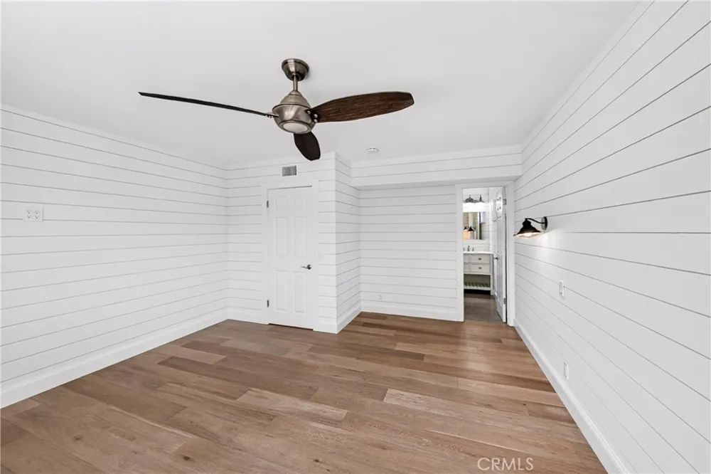 20042 Vintage Huntington Beach, CA 92646