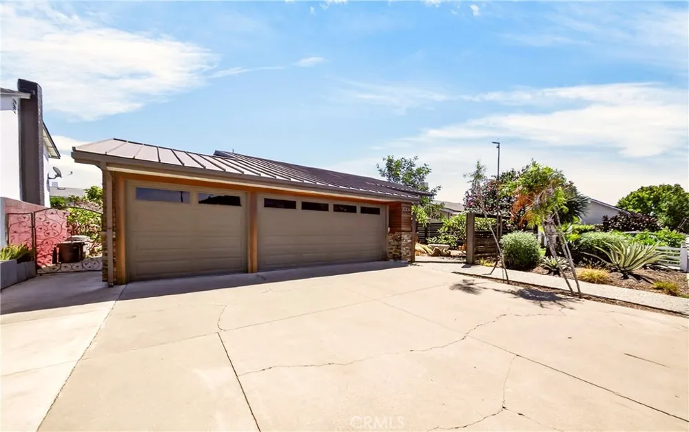 20042 Vintage Huntington Beach, CA 92646