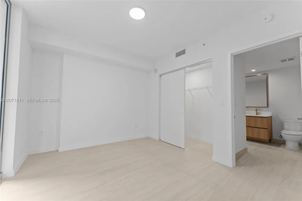 77 SE 5th ST #1607 Miami, FL 33131