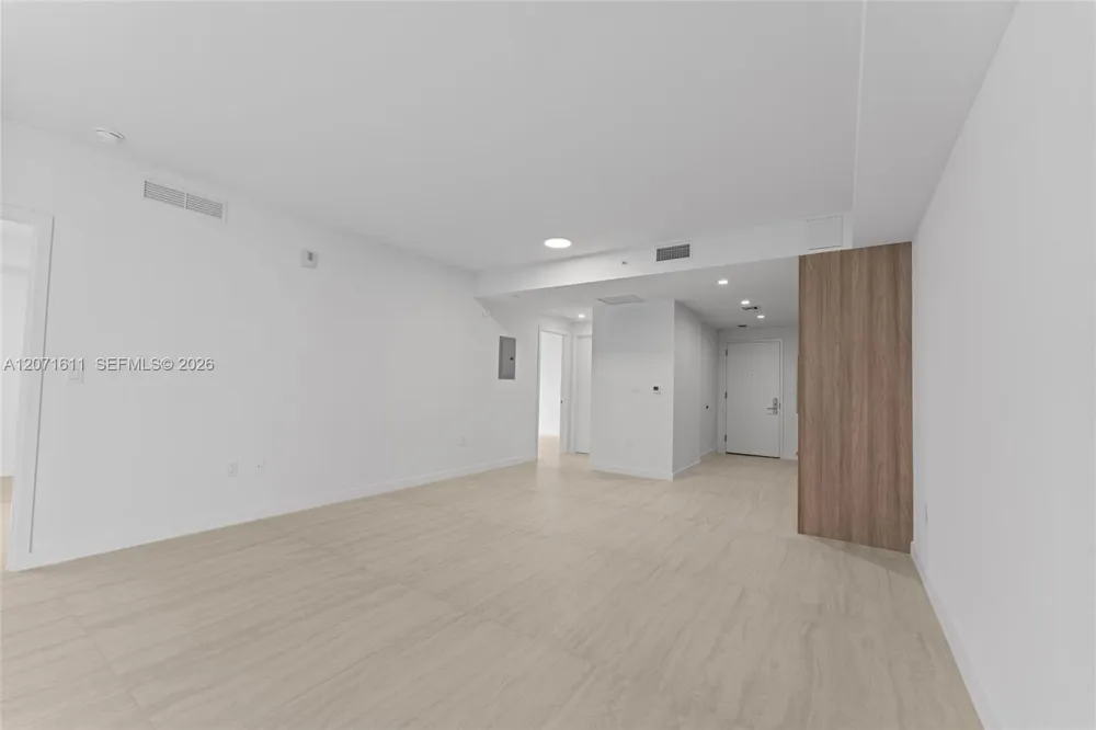 77 SE 5th ST #1607 Miami, FL 33131