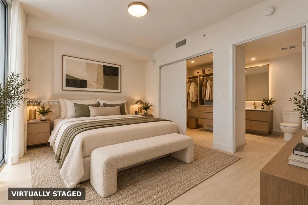 77 SE 5th ST #1607 Miami, FL 33131
