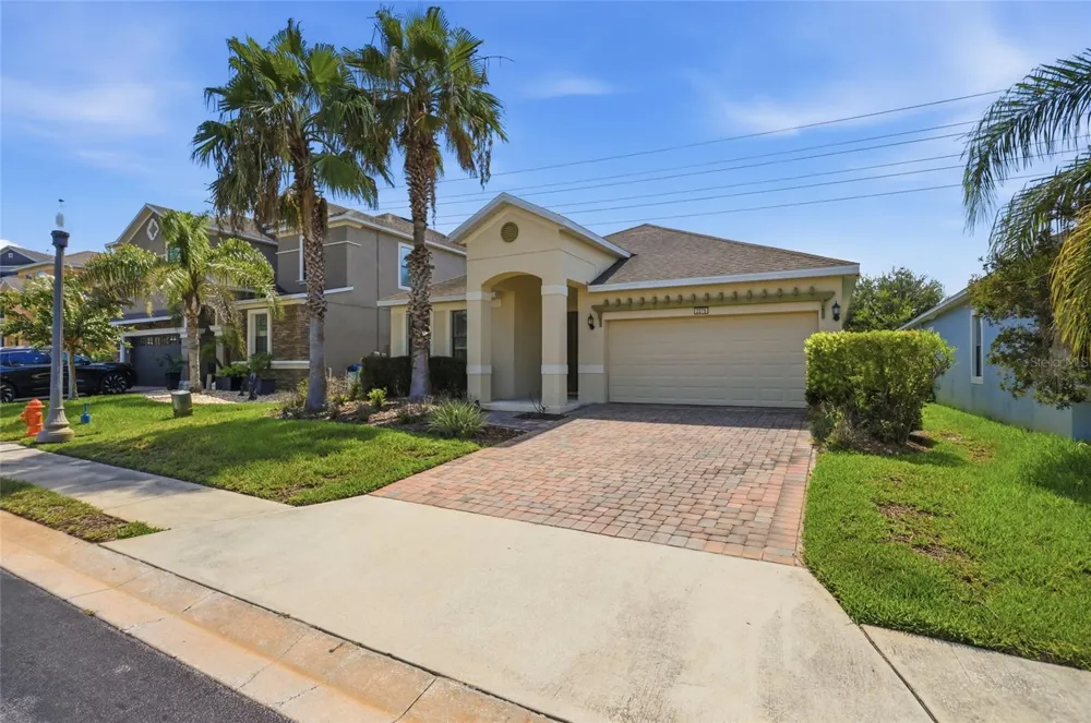 2275 VICTORIA DRIVE Davenport, FL 33837
