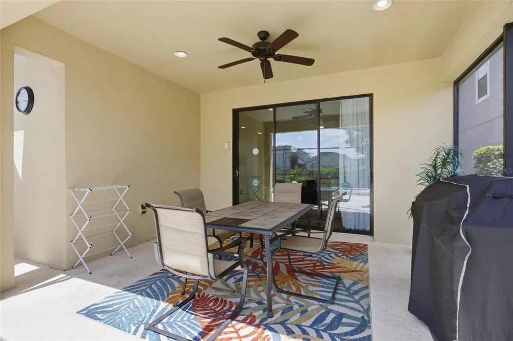 2275 VICTORIA DRIVE Davenport, FL 33837