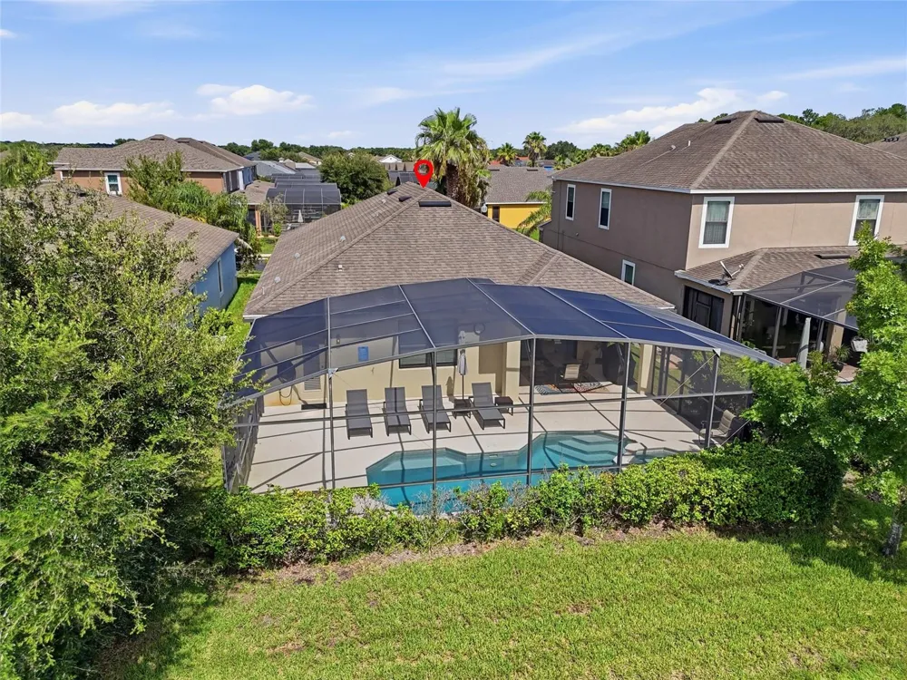 2275 VICTORIA DRIVE Davenport, FL 33837