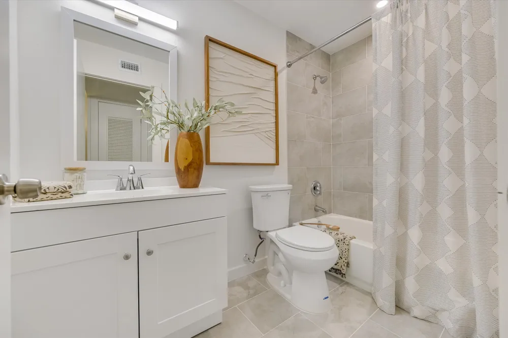 3703 Harmon Avenue #206 Austin, TX 78705