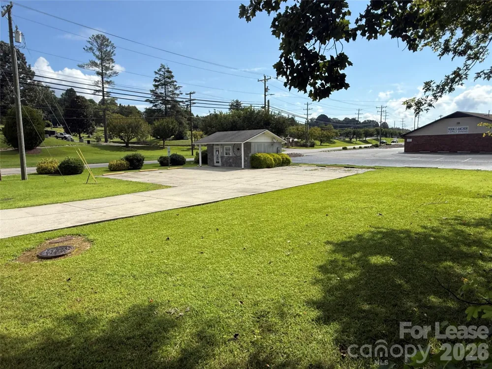 934 Rutherford Road Marion, NC 28752