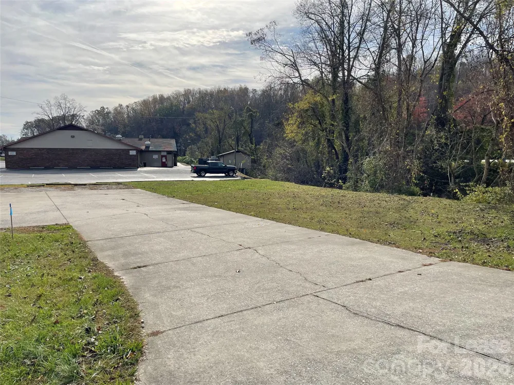 934 Rutherford Road Marion, NC 28752