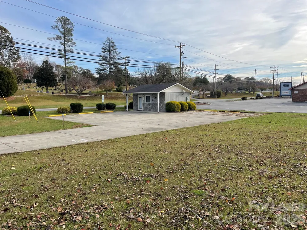 934 Rutherford Road Marion, NC 28752
