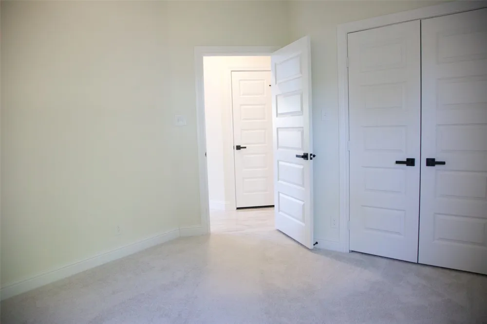 9432 PRAIRIEVIEW DRIVE Crowley, TX 76134