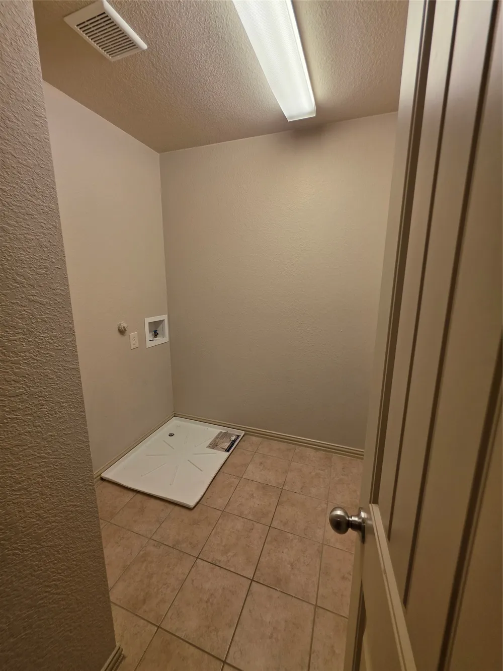 2384 Calendar Court Grand Prairie, TX 75050