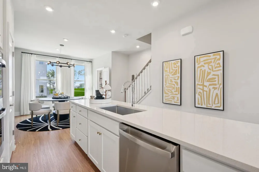 46345 CRANSTON STREET Potomac Falls, VA 20165