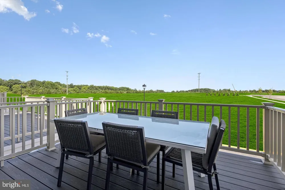 46341 CRANSTON STREET Potomac Falls, VA 20165