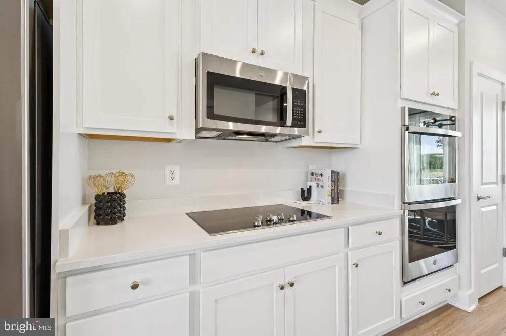 46341 CRANSTON STREET Potomac Falls, VA 20165