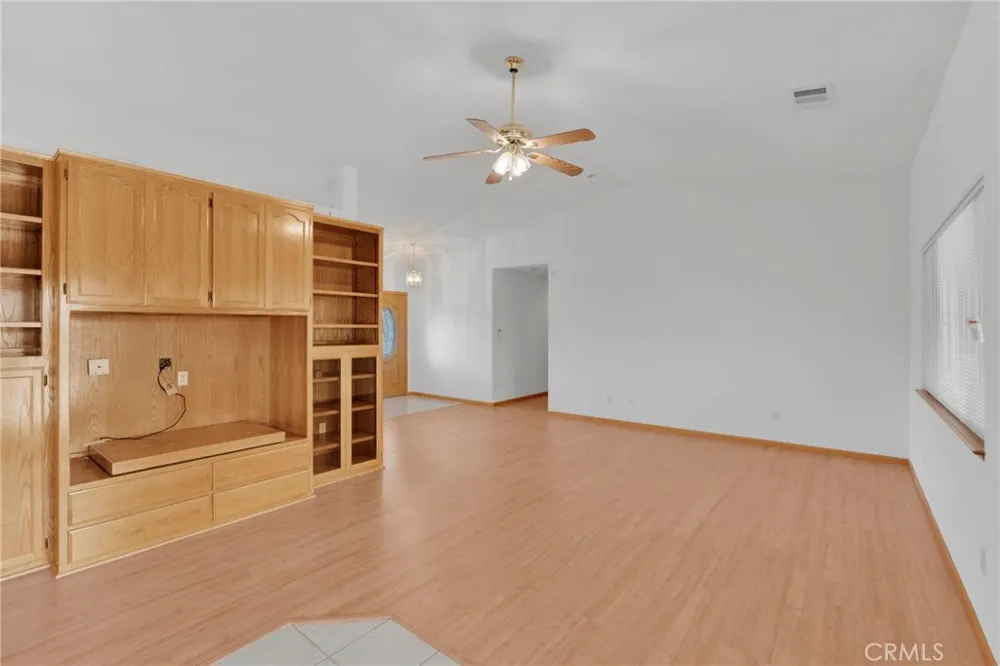 19311 Roanoke Road Apple Valley, CA 92307