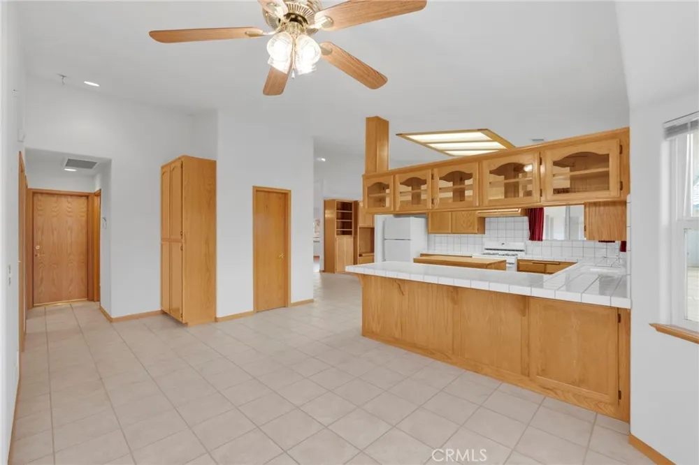 19311 Roanoke Road Apple Valley, CA 92307