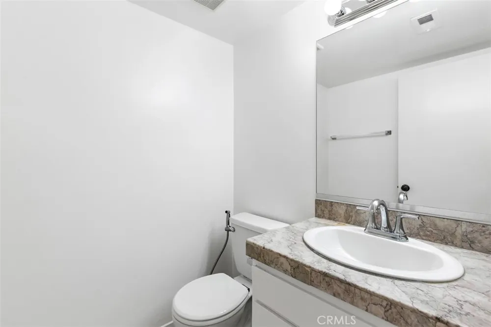 11 Rosemary #20 Irvine, CA 92604